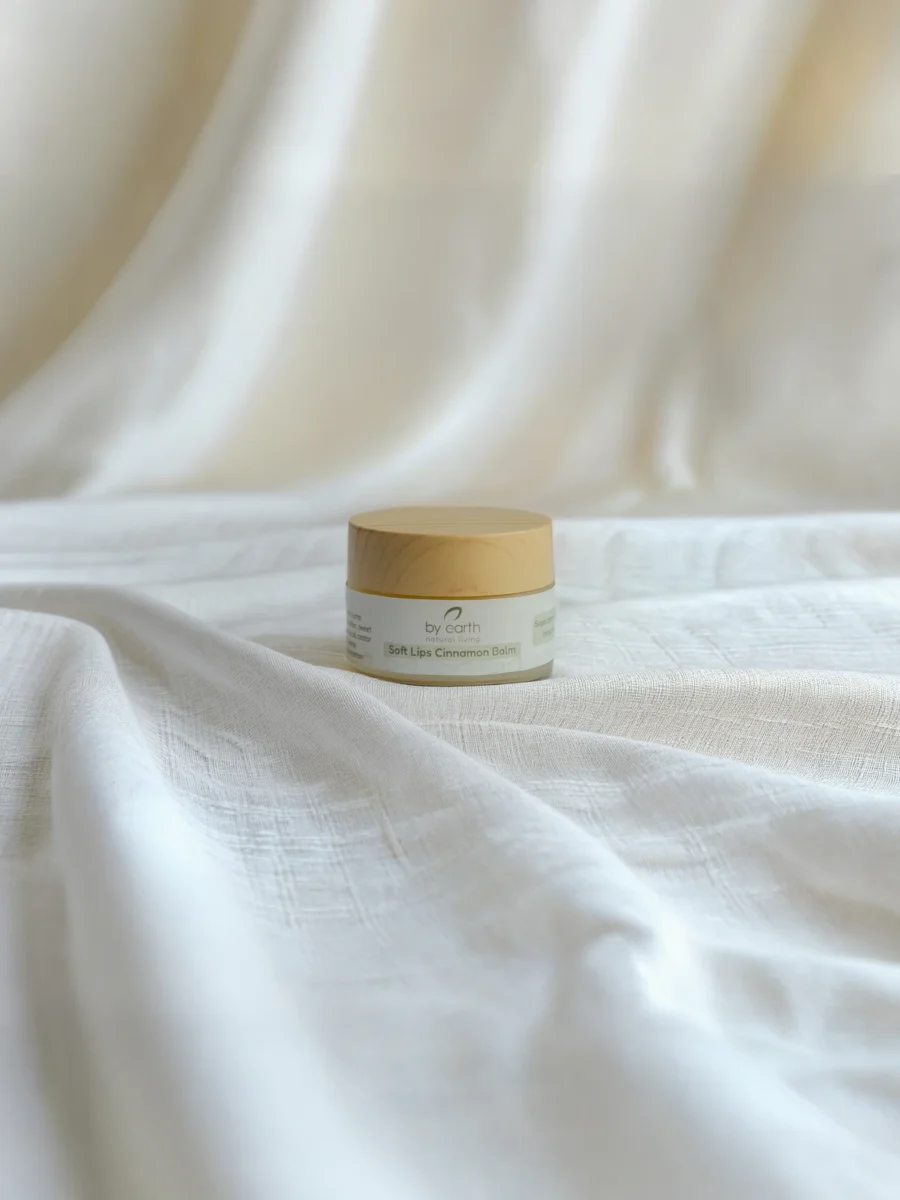 Soft Lips Cinnamon Balm - 18gm - Image 1